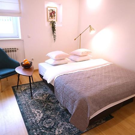 Appartement La Vie Est Belle à Zagreb Extérieur photo