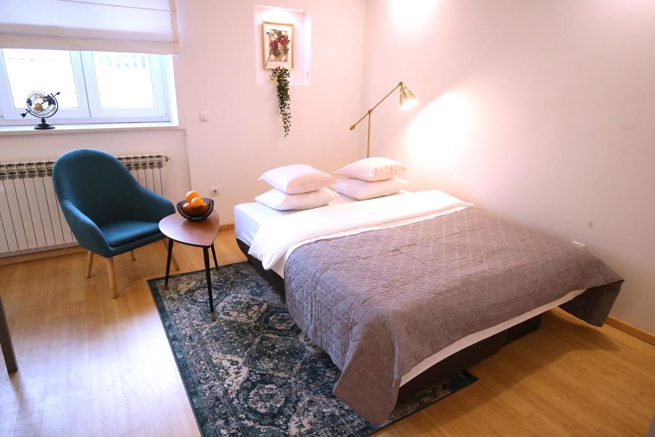 Appartement La Vie Est Belle à Zagreb Extérieur photo